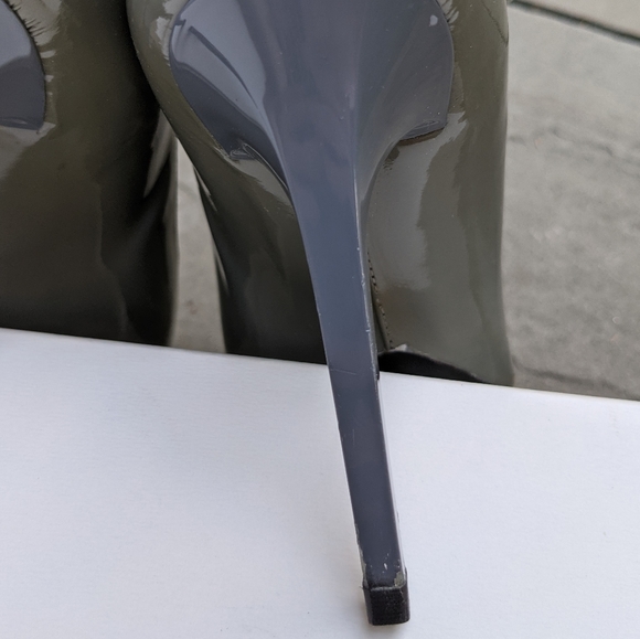 Balenciaga Gray Patent Leather Heels - Picture 7 of 10